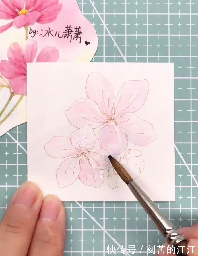 花瓣@水彩这样画,也太美了吧!居然把花瓣画出透明的感觉,看完忍不住保存!