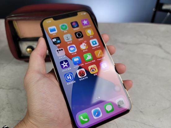 iPhone12|iPhone12 Pro上手:到底“Pro”在哪儿?