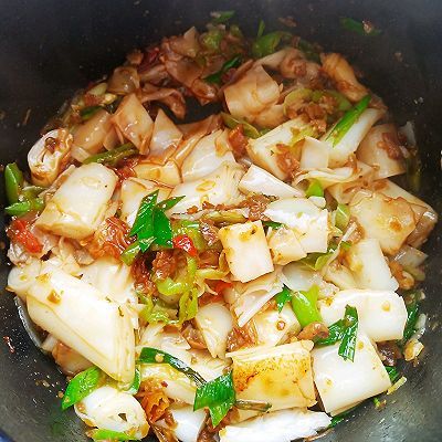 酸菜猪肠粉|酸菜猪肠粉