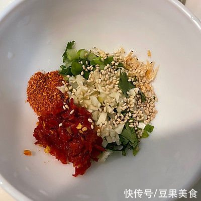 荸荠|馄饨两吃——酸辣馄饨（抄手）、原汤馄饨