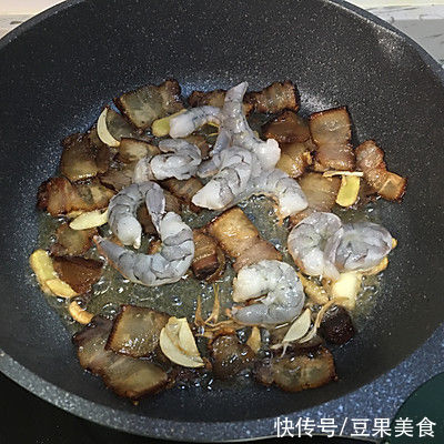 八珍豆腐煲|懒人最爱的八珍豆腐煲，因为它我都爱上做饭了