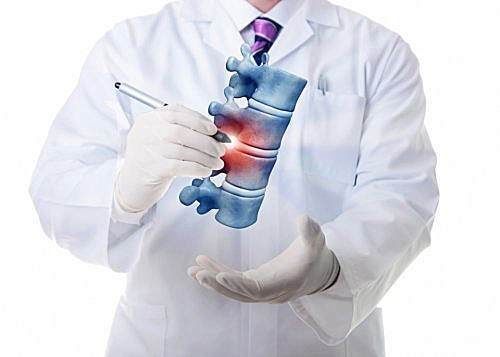 颈椎病|脖子一转就咔咔响!是颈椎病加重,还是脖子要“断了”?