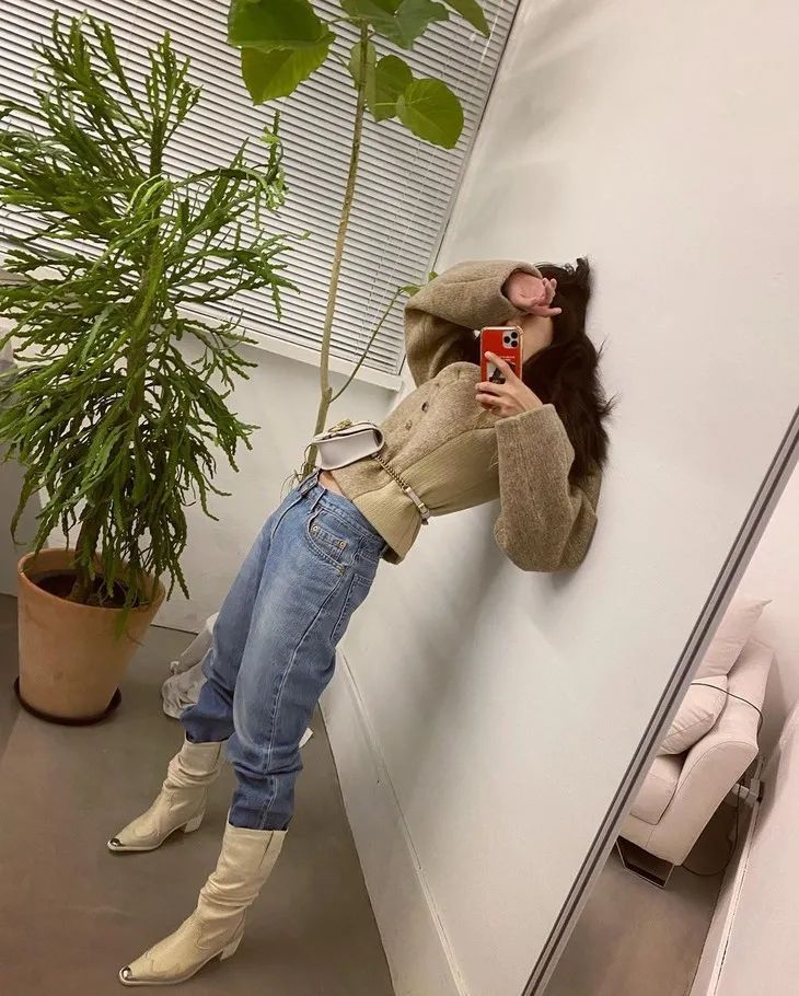  肉丝，别以为我没看出来你穿睡裤出门|下周穿什么 | 肉丝