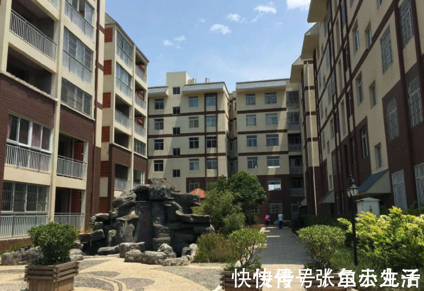 售楼|买房时，选“顶层”还是“中高层”？听售楼经理一番话，点醒了我