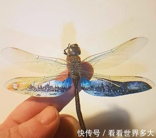 瓜子#惊爆眼球!60岁帅大爷在头发丝上画画,米粒、瓜子都给他当画布!