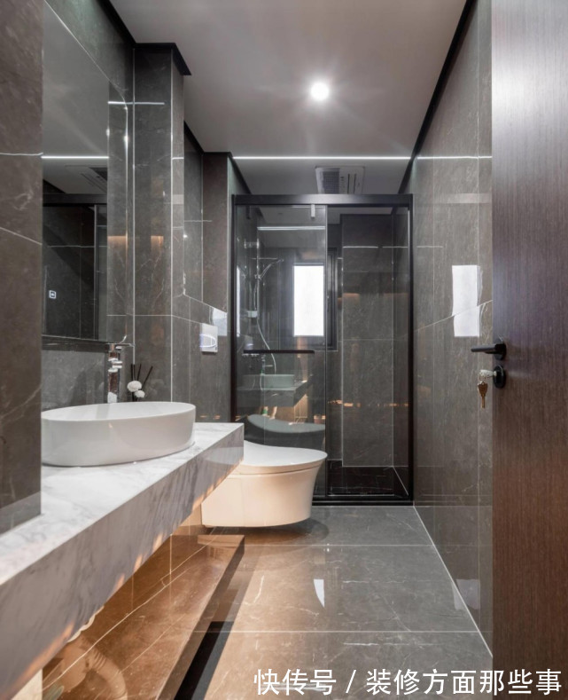 伸展感|236㎡大平层,黑白灰诠释极简主义