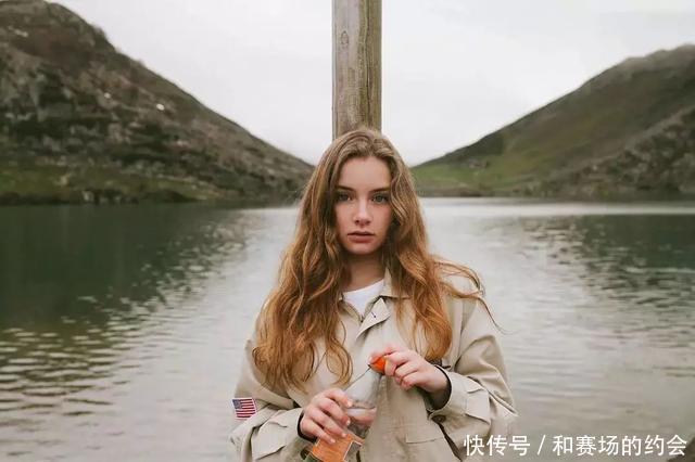 件灰色系|2020年秋冬,“大地色”火了,高级百搭又显气质