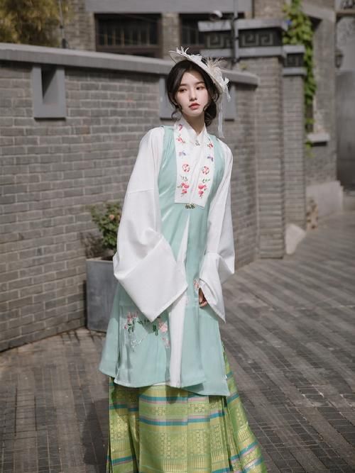  民国|汉洋折衷｜把汉服穿出“民国风”的感觉，精致又优雅