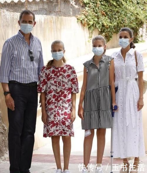 额头|西班牙两公主终于扎头发,饱满额头像王后,王后一袭小白裙真年轻