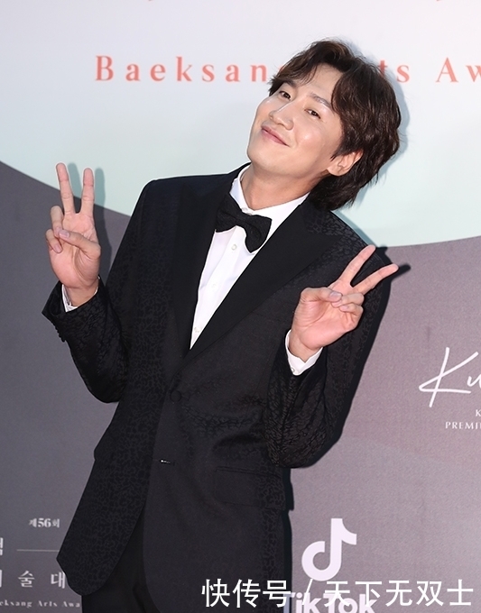 礼物 李光洙今天最后一次录《RM》,妈妈亲自准备惊喜礼物