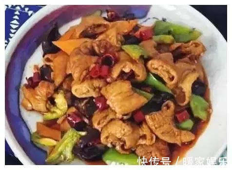 朋友来家里小聚,用五菜一汤招待,上桌就抢着吃,直呼不够吃