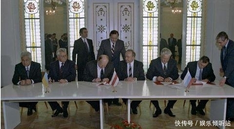 解除苏共|叶利钦为什么要让苏联解体，却不愿当苏联领导人？