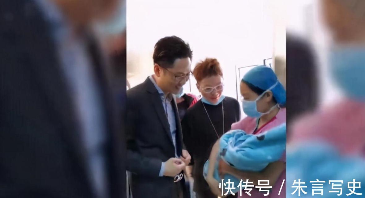 喜感|爸爸和舅舅抢着抱新生儿火了,画面太喜感,像极了猪八戒看人参果