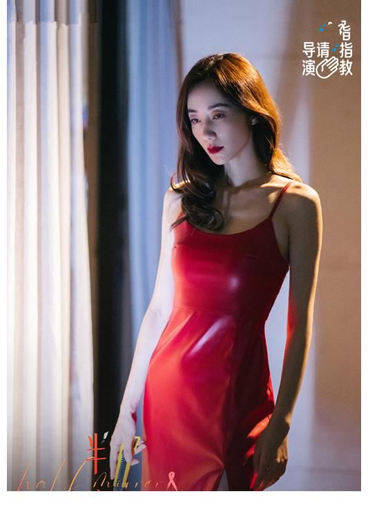 《导演请指教》上新，比韩雪范丞丞亲吻更好看的，是孟中教育王晶