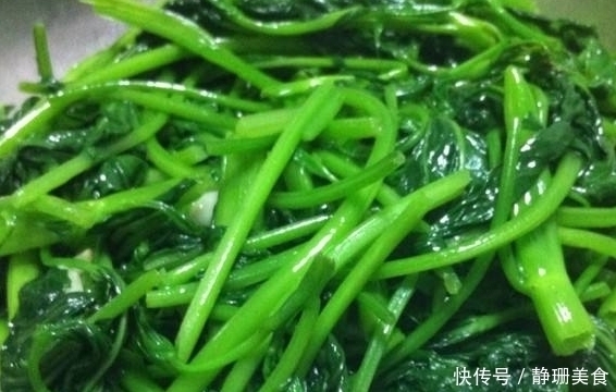 柠檬水|不管炒什么青菜,在下锅前都多加“1步”,菜叶绿的发亮