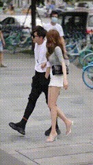 |搞笑GIF趣图：生死只在毫厘之间，请珍惜生命远离鲨鱼