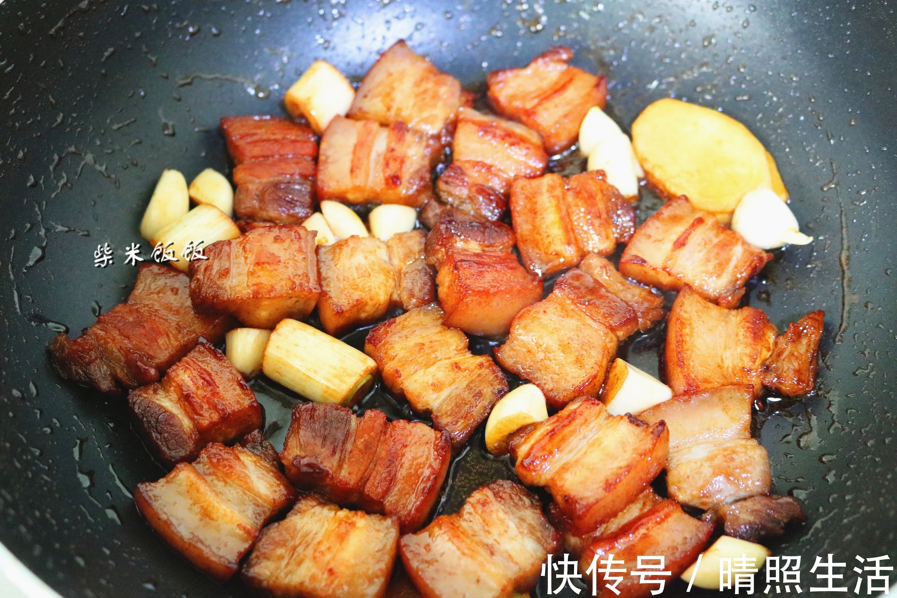 做法|红烧肉,我喜欢这做法!不用香料不用炸,颜色红亮,好吃不油腻