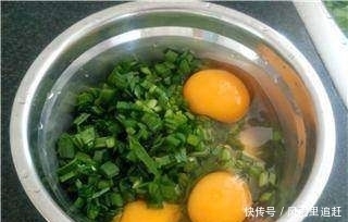 鸡蛋|婆婆做的韭菜鸡蛋饼,多了一招,比外面早餐店卖的还美味!
