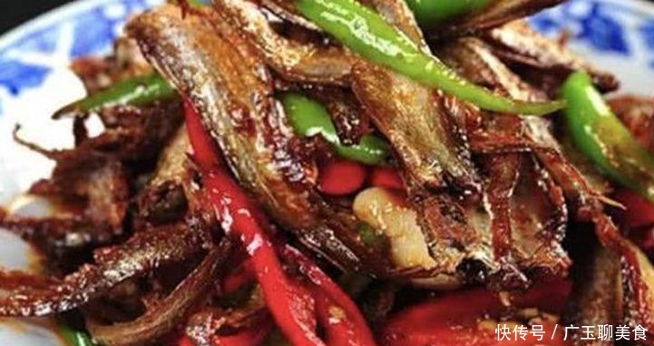 干锅多宝鱼|美食推荐爆炒小鱼干，金针菇炒肚丝，干锅多宝鱼，蒜苗辣炒猪肝