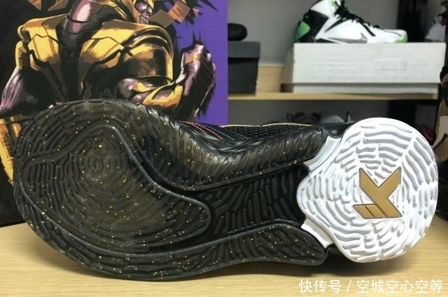 手套|将无限手套踩在脚下是一种怎样的体验国产实战鞋的良心之作