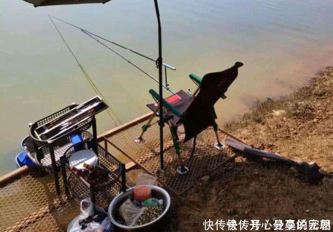 野钓时,钓椅、钓箱、马扎哪个更实用听听老钓友怎么说