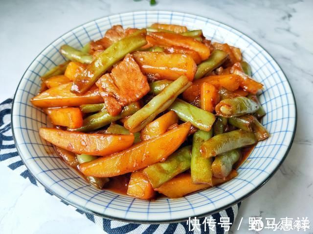 土豆炖芸豆|土豆和它是绝配，简单一做，营养美味又下饭，拿肉都不舍得换