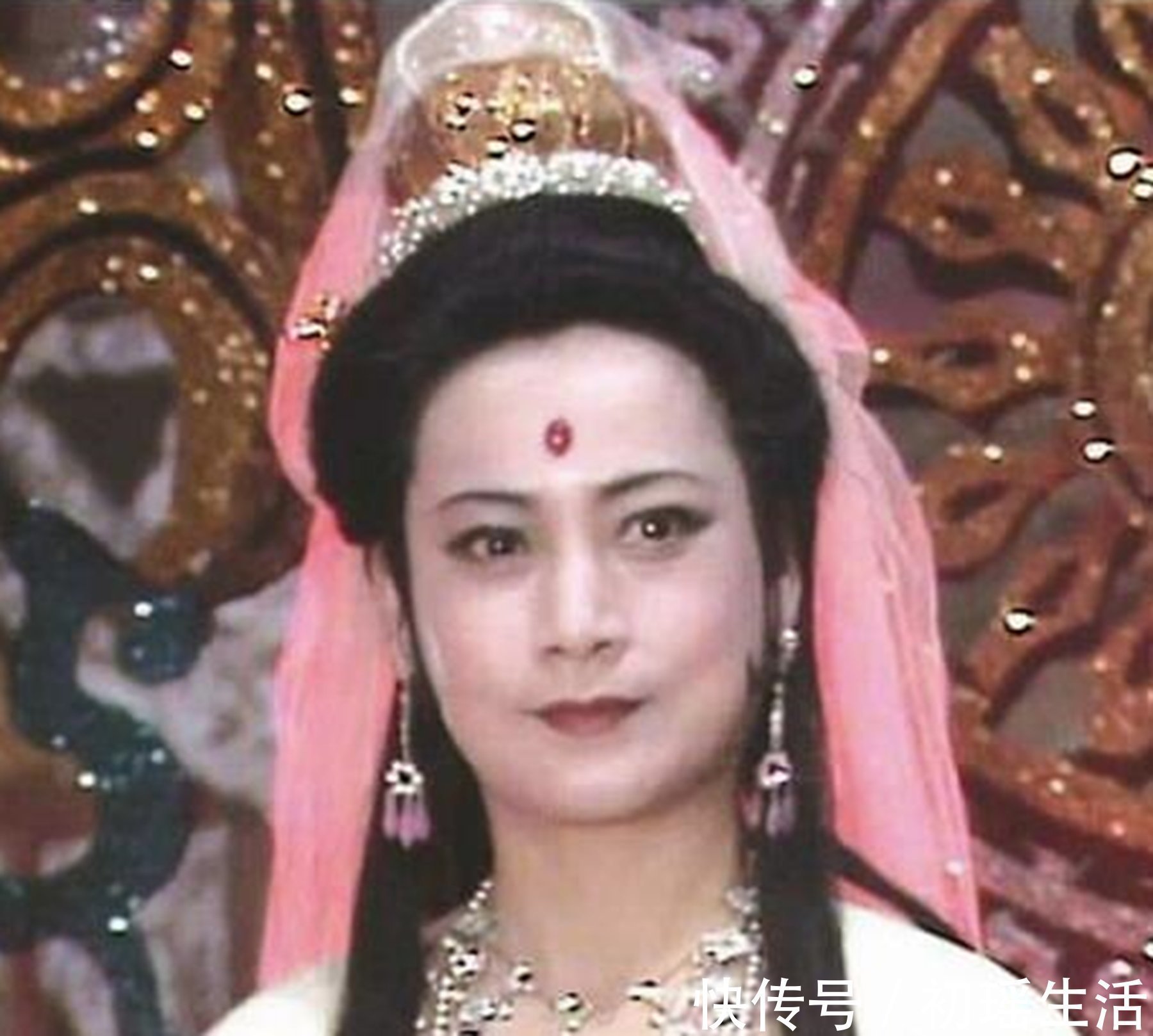 西游记!“观音菩萨”左大玢:拍《西游记》时怪事不断,此后便一心向佛