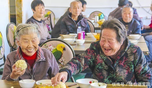 寿命|晚饭决定寿命？不吃晚饭真的能长寿吗？听90岁老人说，太有道理了！