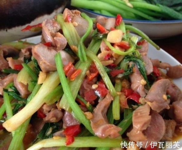 芹菜炒土鸡杂 黄瓜虾仁 酸辣牛肉米粉 红尖椒炒肉 快资讯