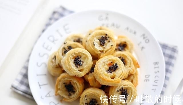 黑暗料理|分享香蕉隐藏吃法，外脆里糯，香香甜甜好滋味，简单几步就搞定