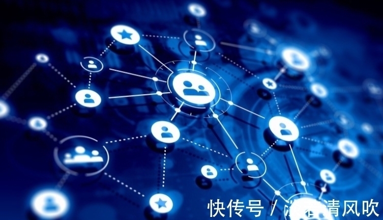 马云|曾经的互联网巨头，和马云同龄，旗下三家上市公司却选择退隐