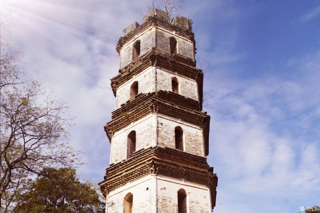 始兴有座无顶塔