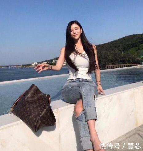 韩国|韩国女模被称真人版“海贼王女帝”,看到身材后,网友:真有气质