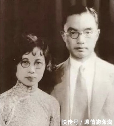 散文!朱自清的《荷塘月色》,水平如何?莫言:行文不自然,病态的唯美