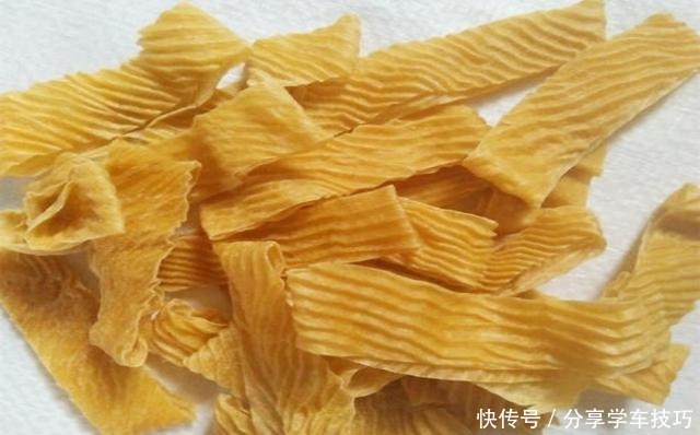 蒸出来的早餐主食,豆皮包糯米,一搅一卷蒸一蒸,出锅就上桌!