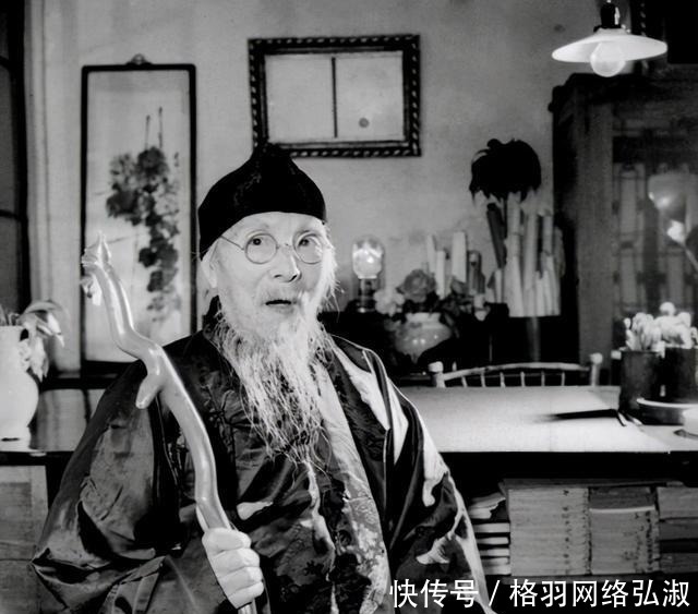 中国当代画坛巨匠,将猛虎绘成病猫卖千万遭质疑,专家:放大再看