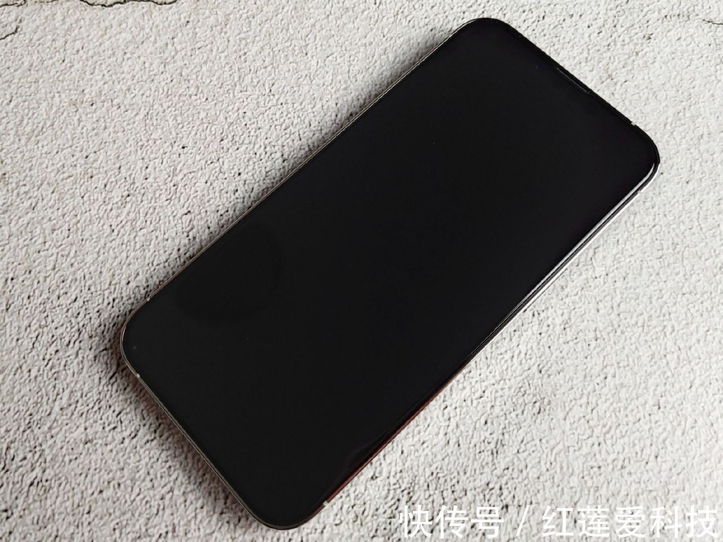 康宁玻璃|给你的iPhone换上邦克仕全家桶是一种什么体验？