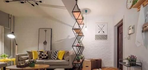 入户|入户玄关别做鞋柜了，好的玄关搭配合适的隔断，才是最棒的