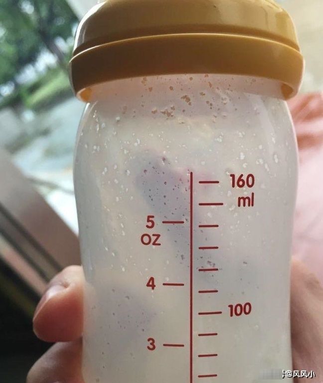 别再用这4种方式冲奶粉了，对宝宝的肠胃伤害很大，特别是第一种