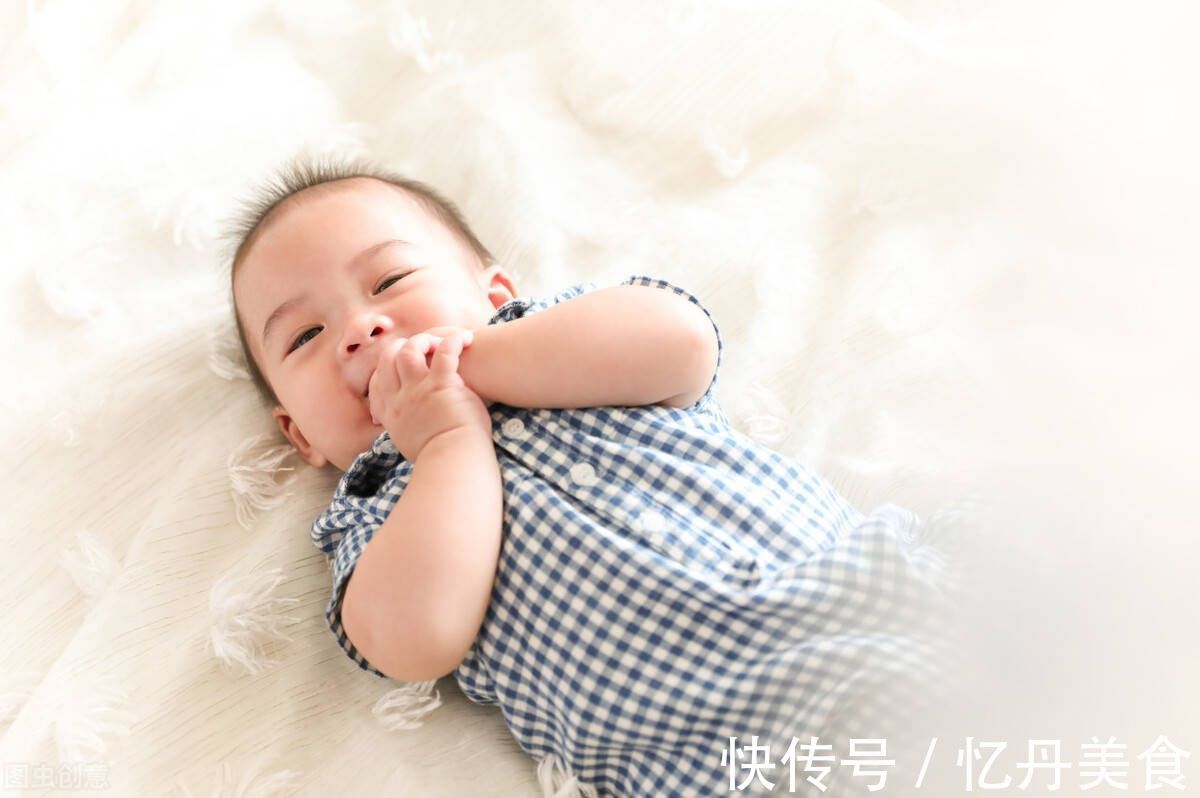 几个月|宝宝几个月开始“睡整觉”？多半由以下因素决定，新手宝妈别心急