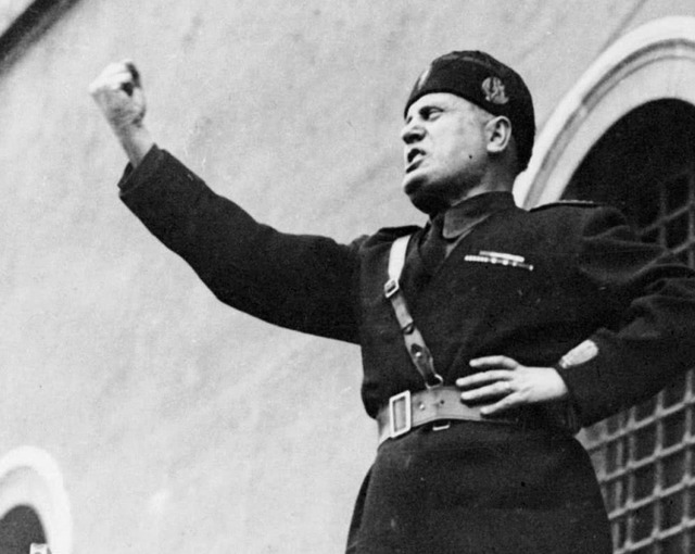 溃不成军|想投降被拒,一怒之下将对方打得溃不成军!师长:凭啥不让投降?