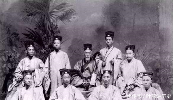 至今|“师兄与师傅下山抗日,至今未归”的道教,为何没有佛教受欢迎