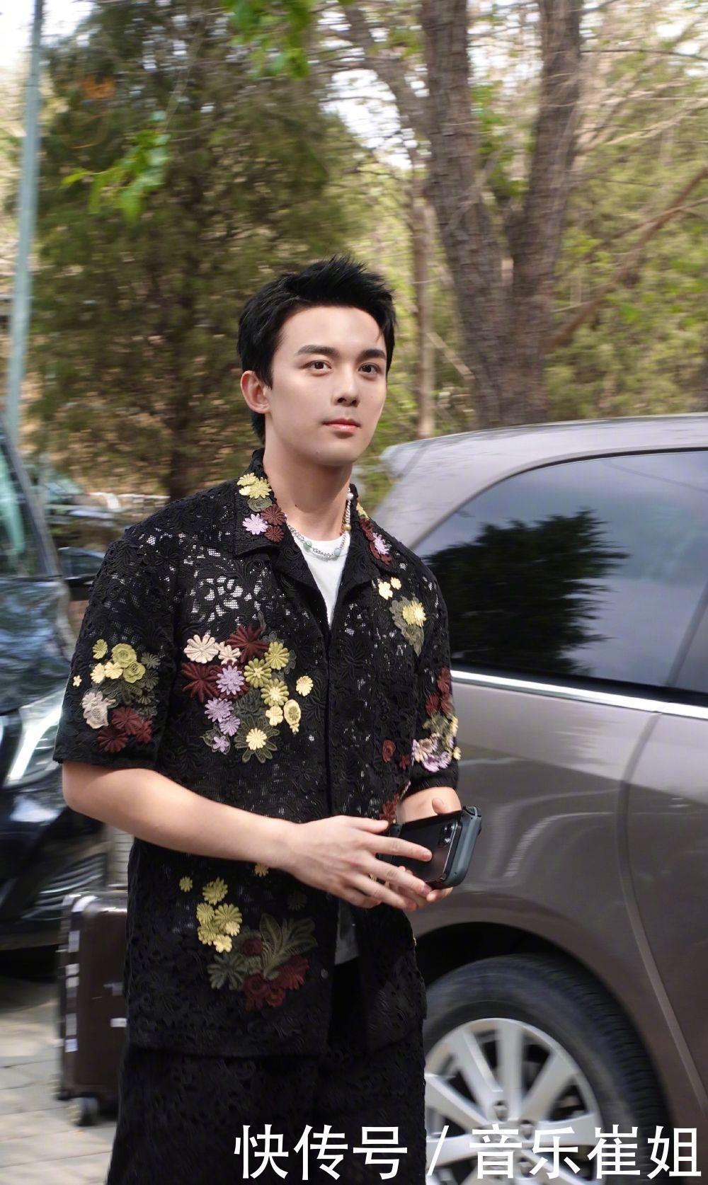 拜冰第七季即将回归赵丽颖、吴磊等参加录制,你期待吗