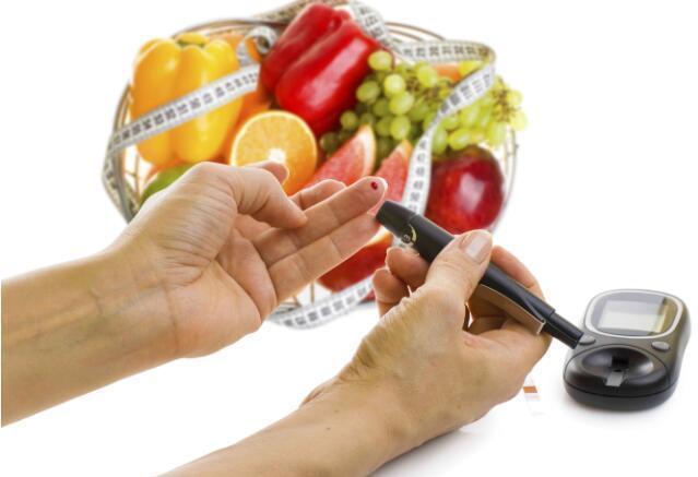 神经病变|糖尿病患者，身体出现这5个表现，代表血糖升高，警惕神经病变