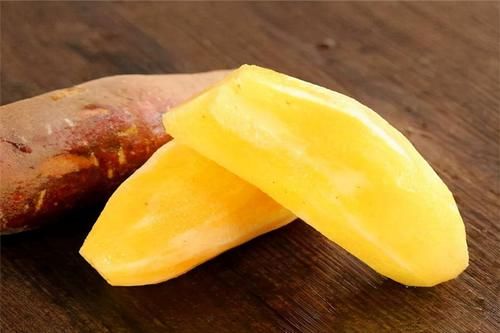 小王|女人愛美常吃3種食物，堅(jiān)持每天吃一些，排毒養(yǎng)顏，滋潤(rùn)肌膚