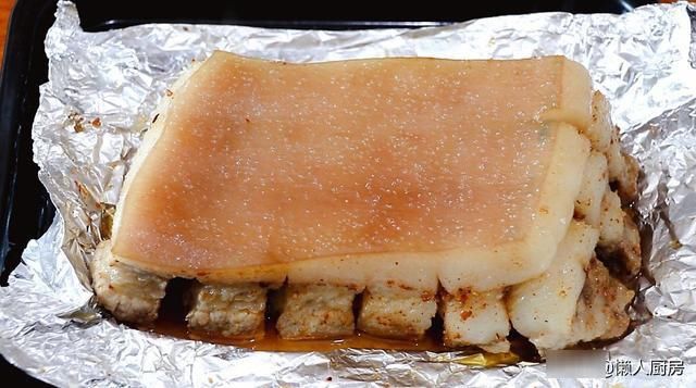 大蒜粉|夏季，我家就爱这样吃五花肉，当追剧的小零食，越嚼越香