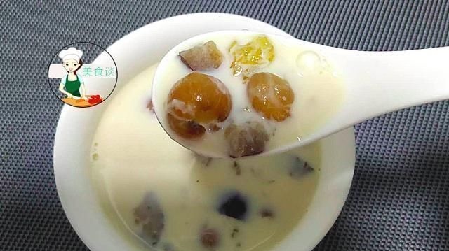 桃胶|夏天,这碱性水果要常吃,和红枣是绝配,每天吃点,脸红润有光泽