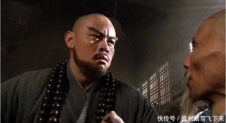 鲁智深是如何一步步开始对林冲不满的,其实林冲自己应该最清楚