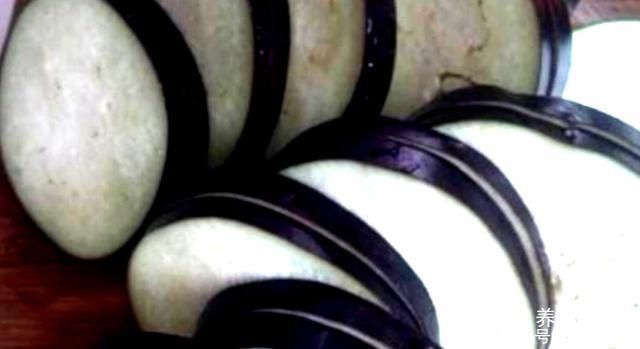 炸茄盒的“酥炸糊”,大家都是怎么调的