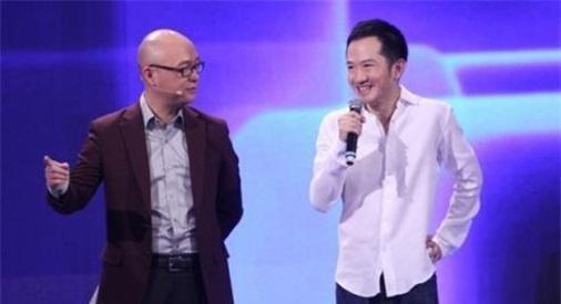 嘉賓|男嘉賓說自己沒錢被滅燈,但得知他真實身份后,女嘉賓重新爆燈